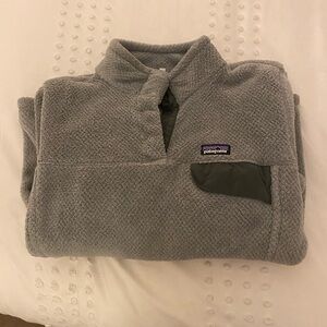 Patagonia Kids XL snap up fleece gray